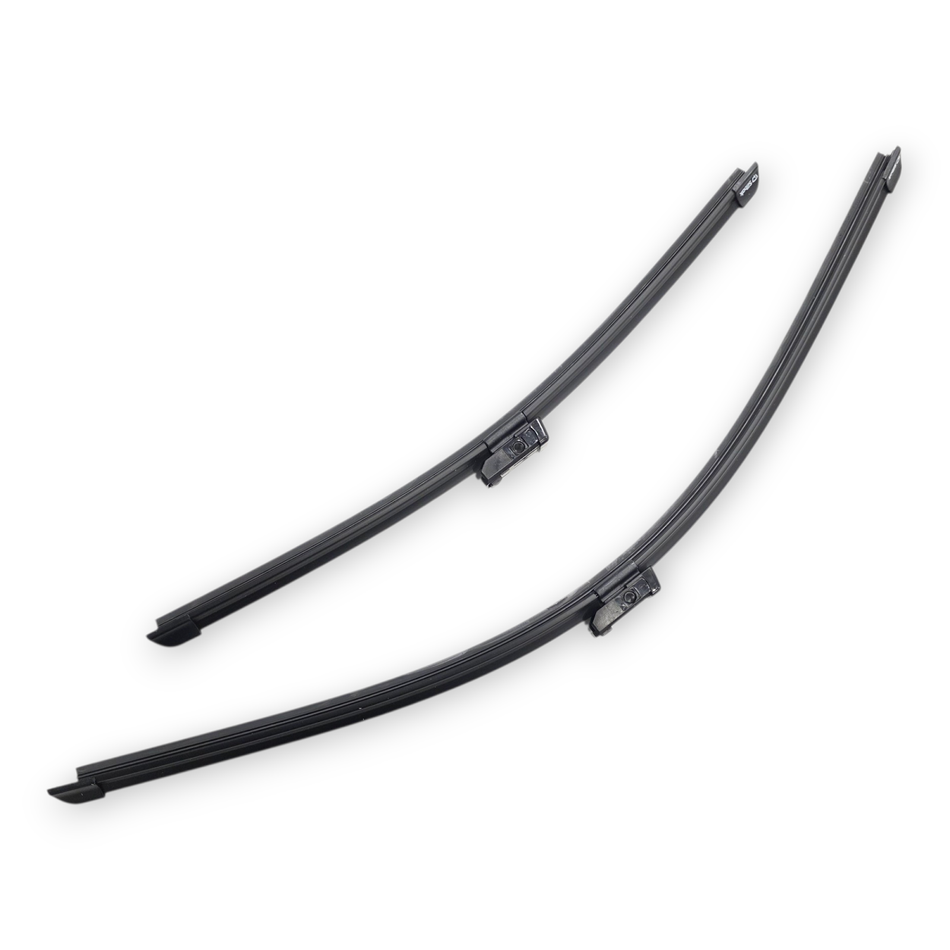 Silbak Wiper Blade compatible with Audi RS3 2017-2020, Driver Side 26 in (650 mm), Passenger Side 18 in (450 mm), Front Set of Two, Muson Pro Premium Flat Wiper Blades 8V1998002A